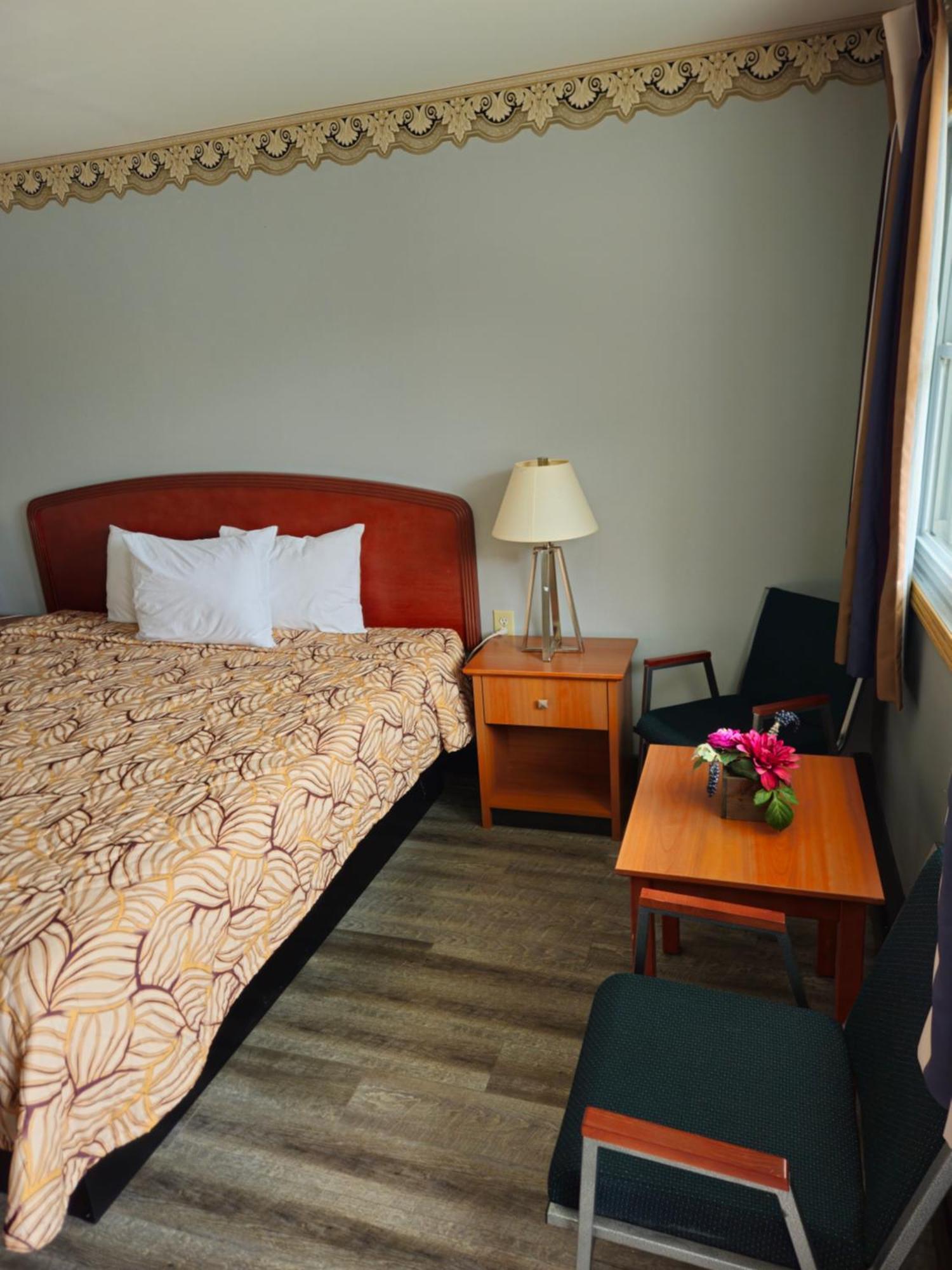 Forest Plaza Motel Mount Forest Eksteriør bilde
