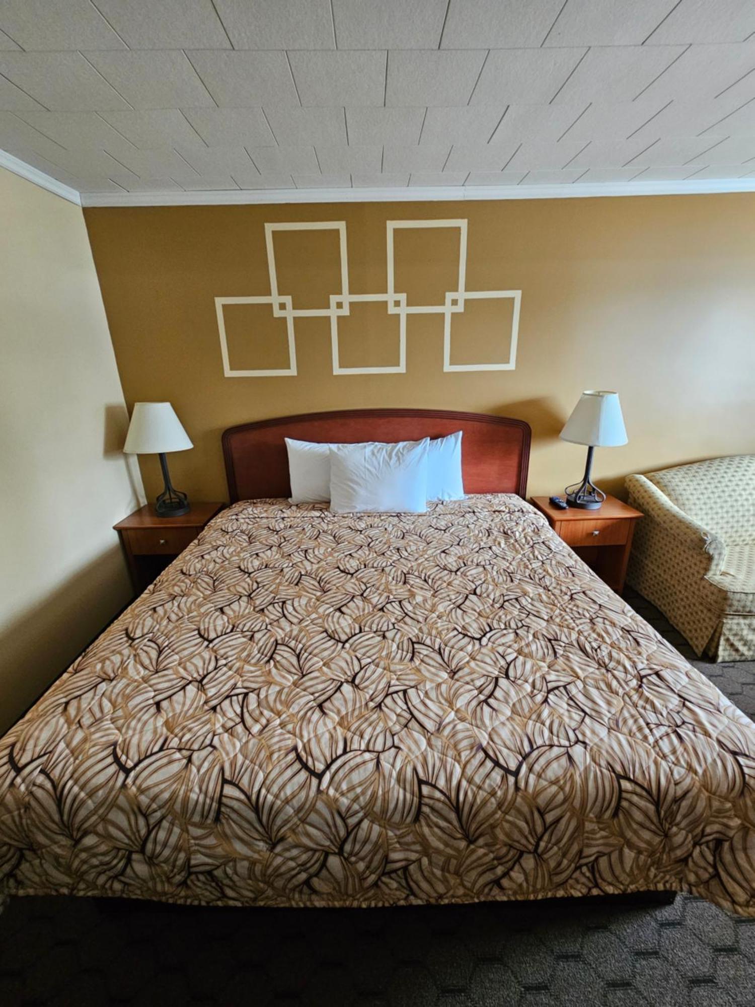 Forest Plaza Motel Mount Forest Eksteriør bilde