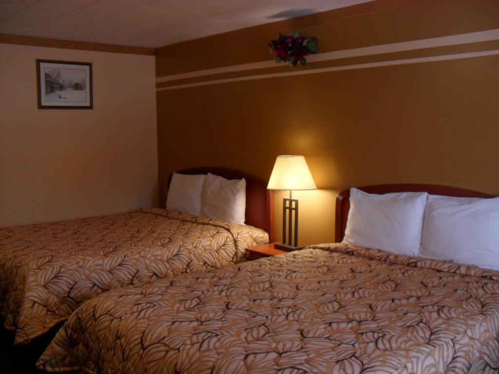 Forest Plaza Motel Mount Forest Eksteriør bilde
