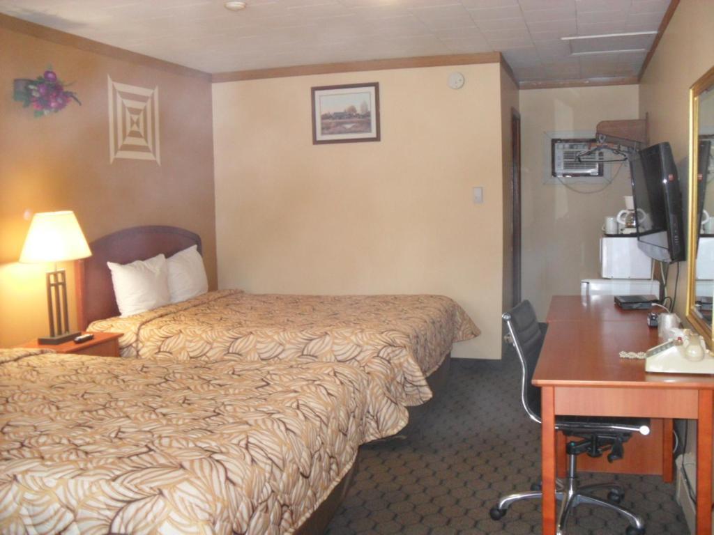 Forest Plaza Motel Mount Forest Eksteriør bilde