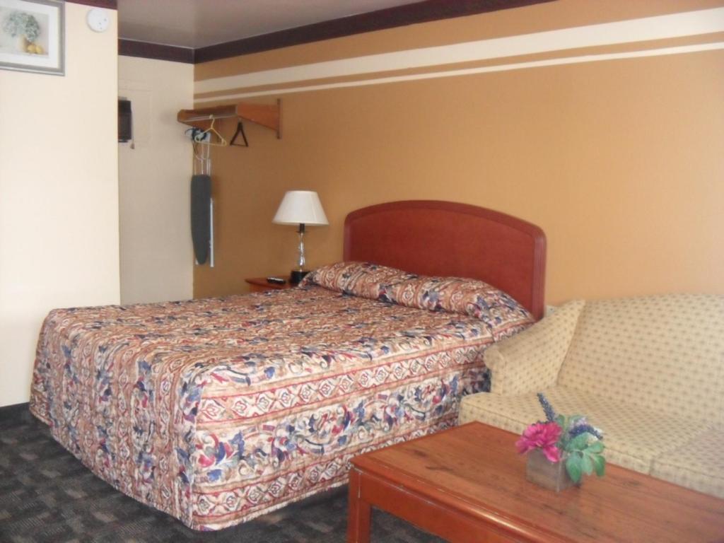 Forest Plaza Motel Mount Forest Eksteriør bilde